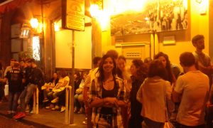 Starita a Materdei, la fila
