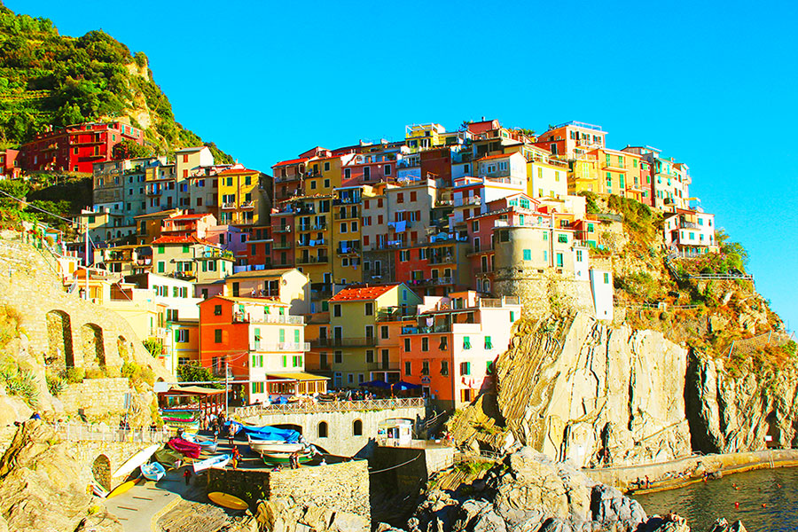 Idee per il cambiamento, il paese di Manarola, Cinque Terre Liguria