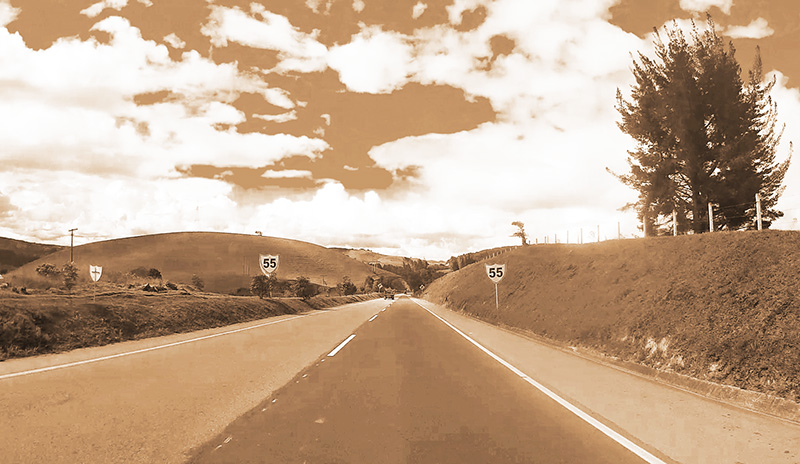 il cielo in autostrada bogota colombia