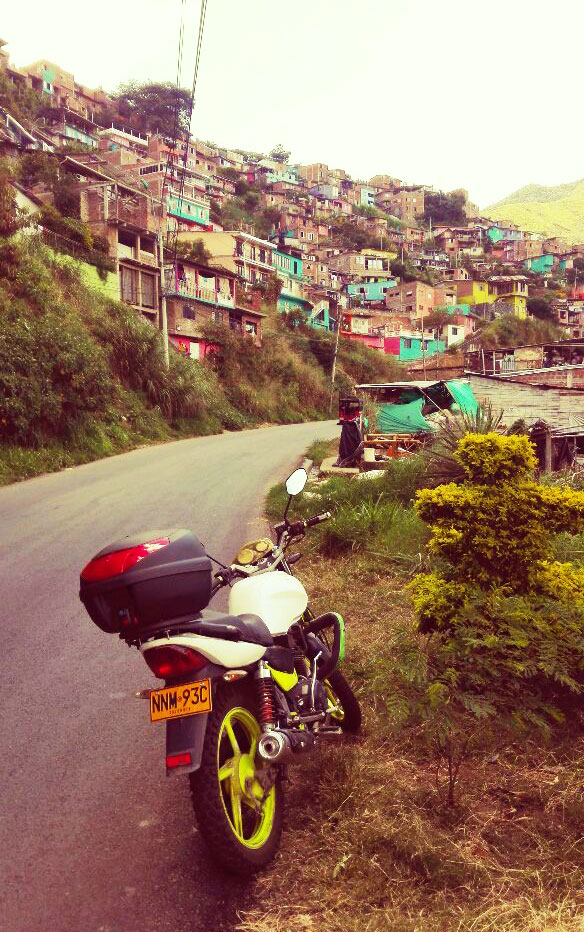 periferie-città-sud-americane-viaggio-in-moto