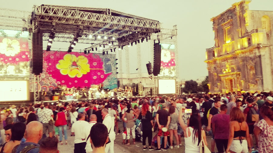 veduta del palco del concertone - notte della taranta a melpignano 2016