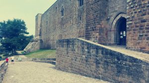 veduta del castello di lagopesole