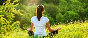 pratica meditazione prato